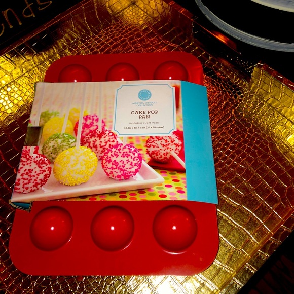 Martha Stewart Other - NIB Cake Pops Mold / Baking Pan
